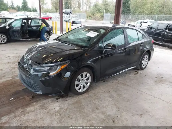 5YFB4MDE0RP147187 2024 TOYOTA COROLLA - Image 2