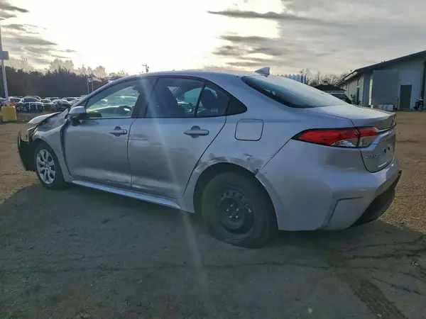 5YFB4MDE0RP158352 2024 TOYOTA COROLLA - Image 2