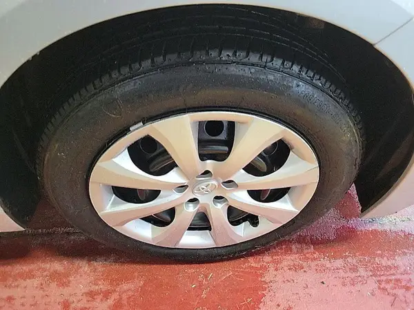 5YFB4MDE0RP162319 2024 TOYOTA COROLLA - Image 2