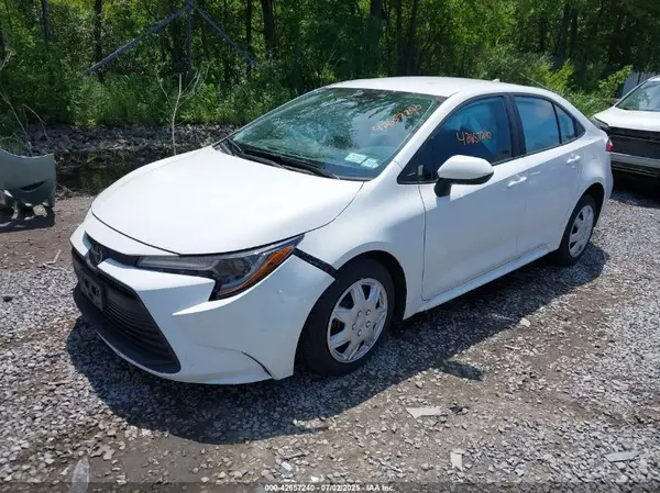 5YFB4MDE0RP179153 2024 TOYOTA COROLLA - Image 2