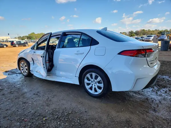 5YFB4MDE0RP180755 2024 TOYOTA COROLLA - Image 2