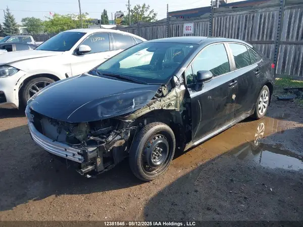 5YFB4MDE0RP185440 2024 TOYOTA COROLLA - Image 2