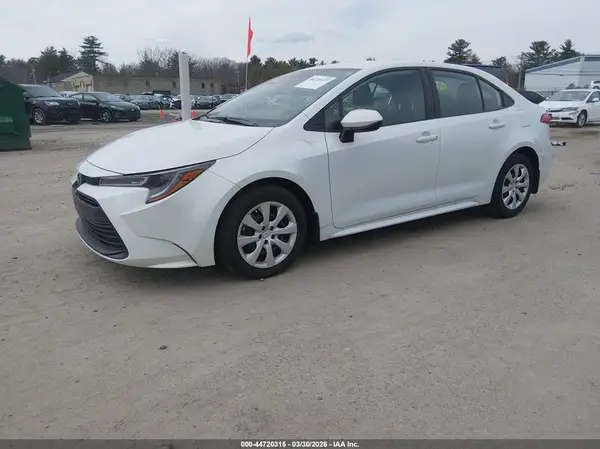 5YFB4MDE0RP186961 2024 TOYOTA COROLLA - Image 2