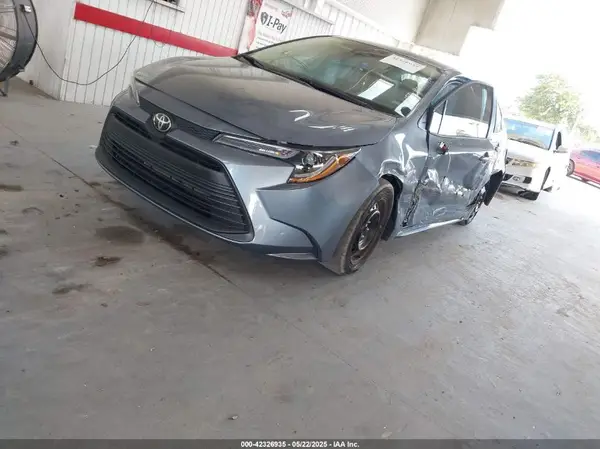 5YFB4MDE0RP190055 2024 TOYOTA COROLLA - Image 2