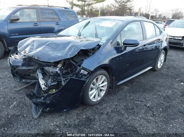 5YFB4MDE0RP219179 2024 TOYOTA COROLLA - Image 2