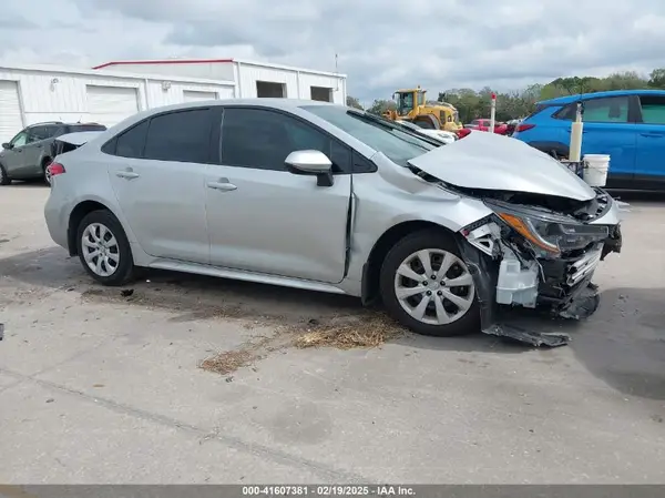 5YFB4MDE0RP220154 2024 TOYOTA COROLLA - Image 1