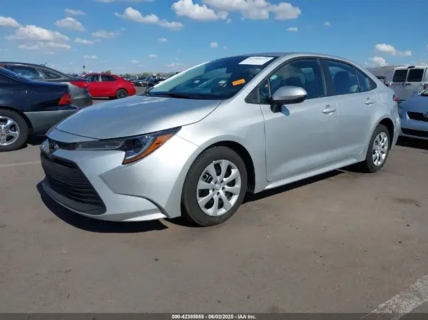 5YFB4MDE0RP226066 2024 TOYOTA COROLLA - Image 2