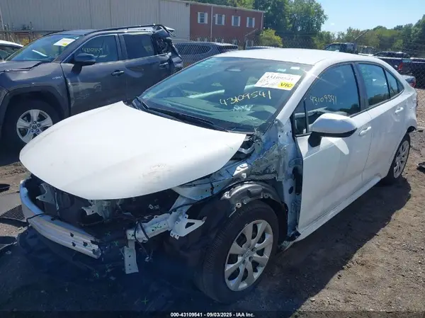 5YFB4MDE0SP229524 2025 TOYOTA COROLLA - Image 2