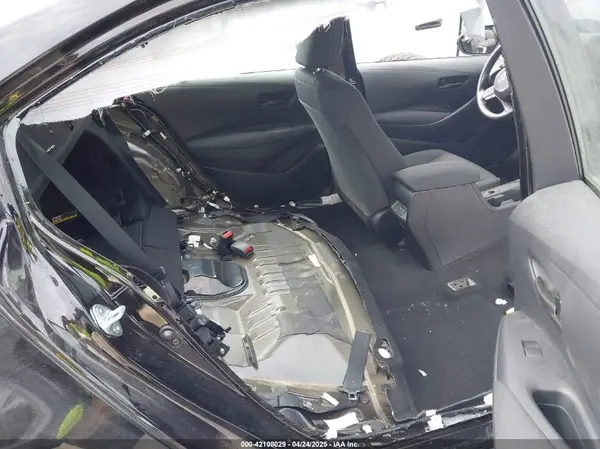 5YFB4MDE0SP230057 2025 TOYOTA COROLLA - Image 8