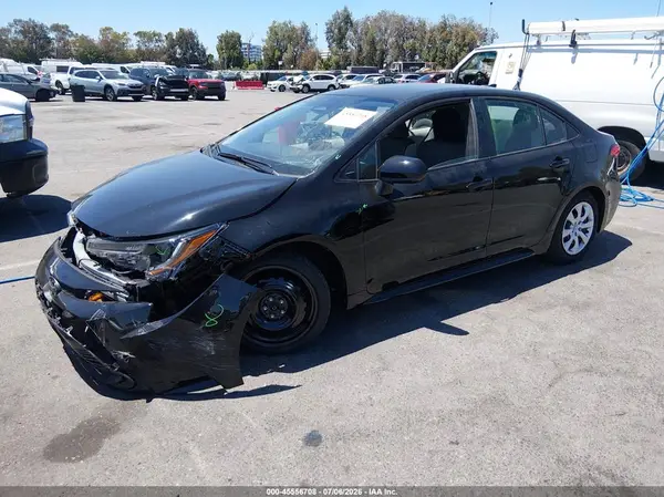 5YFB4MDE0SP244993 2025 TOYOTA COROLLA - Image 2