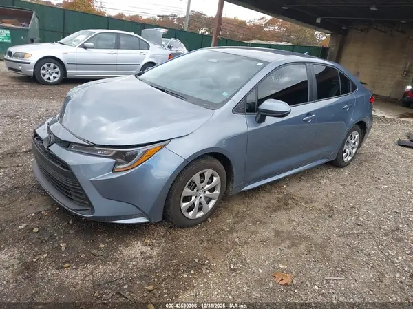 5YFB4MDE0SP255718 2025 TOYOTA COROLLA - Image 2