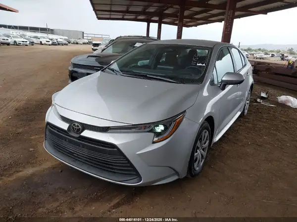 5YFB4MDE0SP267285 2025 TOYOTA COROLLA - Image 2