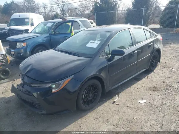 5YFB4MDE0SP270591 2025 TOYOTA COROLLA - Image 2