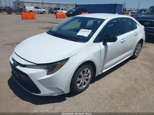 5YFB4MDE0SP287827 2025 TOYOTA COROLLA - Image 2
