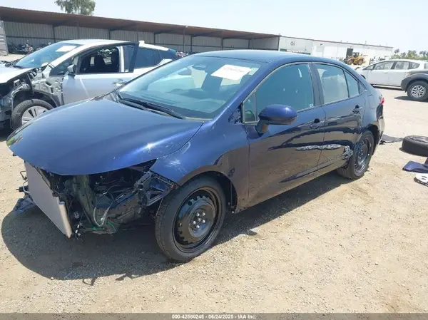 5YFB4MDE0SP290422 2025 TOYOTA COROLLA - Image 2