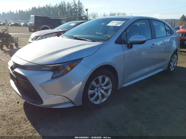 5YFB4MDE0SP304285 2025 TOYOTA COROLLA - Image 2