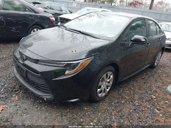 5YFB4MDE0SP309986 2025 TOYOTA COROLLA - Image 2