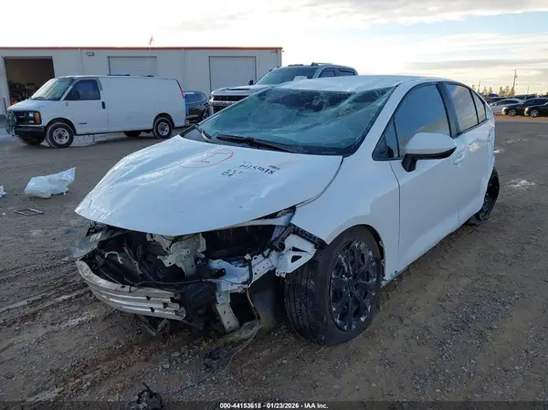 5YFB4MDE0SP330739 2025 TOYOTA COROLLA - Image 2