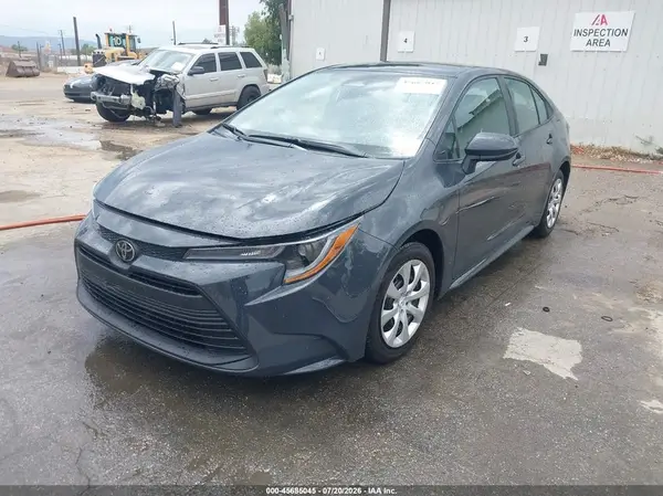 2025 TOYOTA COROLLA IAAI lot 45685045 auction photo 2