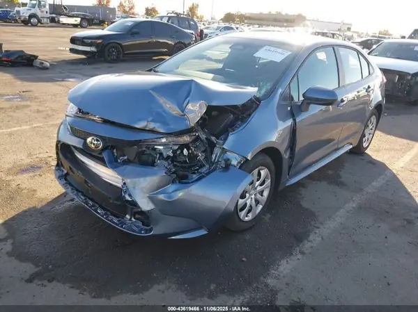 5YFB4MDE0SP338016 2025 TOYOTA COROLLA - Image 2