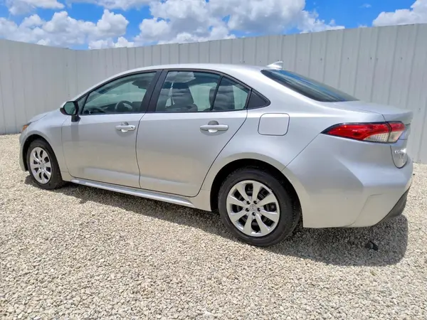 5YFB4MDE0SP338405 2025 TOYOTA COROLLA - Image 2