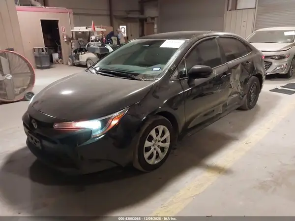 5YFB4MDE0SP345984 2025 TOYOTA COROLLA - Image 2