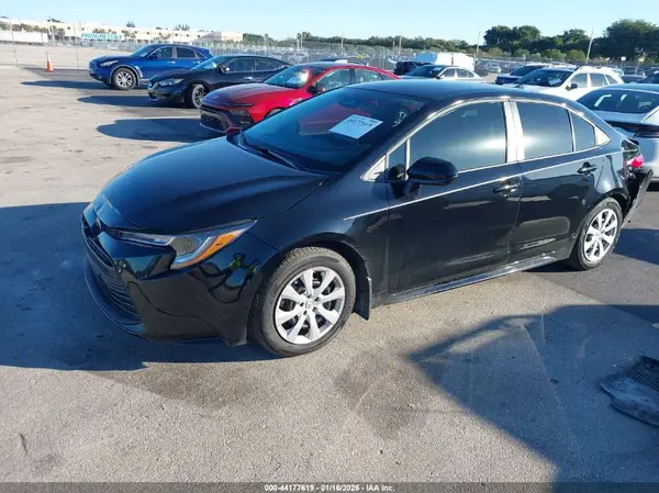 5YFB4MDE0SP356631 2025 TOYOTA COROLLA - Image 2