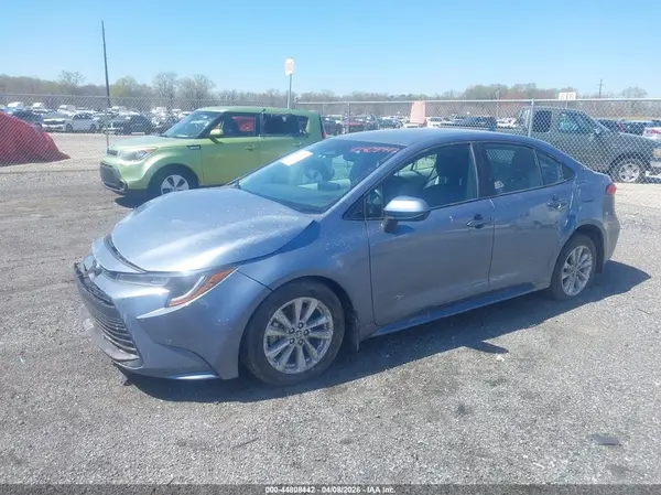 5YFB4MDE0TP396502 2026 TOYOTA COROLLA - Image 2
