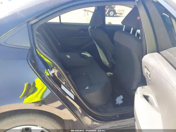 5YFB4MDE1PP011440 2023 TOYOTA COROLLA - Image 8