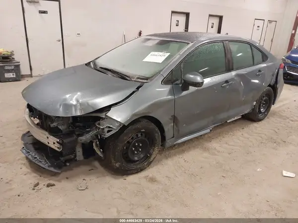5YFB4MDE1PP015214 2023 TOYOTA COROLLA - Image 2