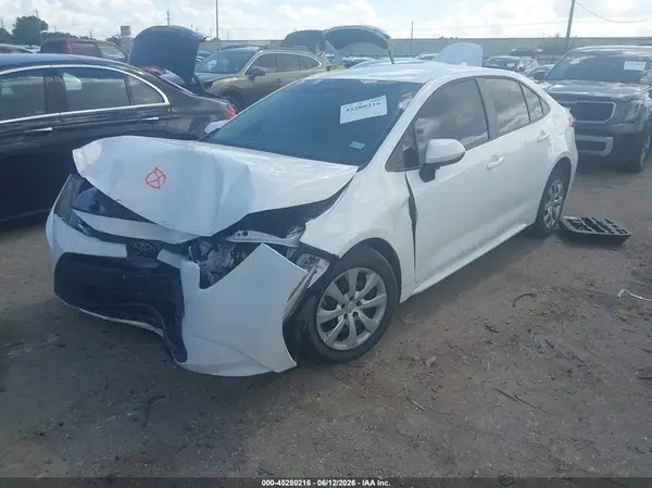 5YFB4MDE1PP024382 2023 TOYOTA COROLLA - Image 2