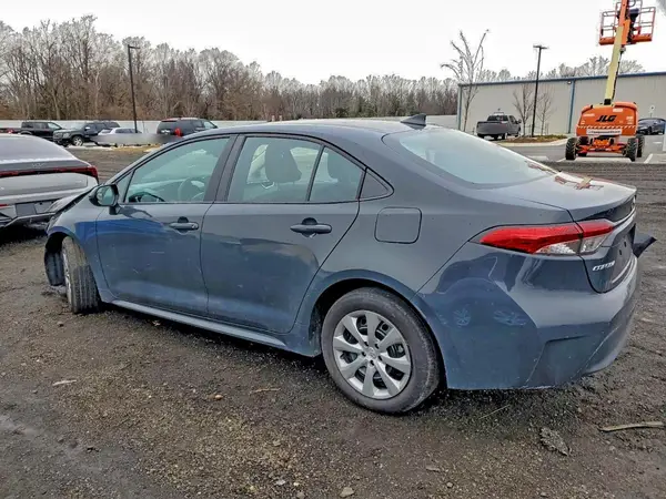 5YFB4MDE1PP039044 2023 TOYOTA COROLLA - Image 2