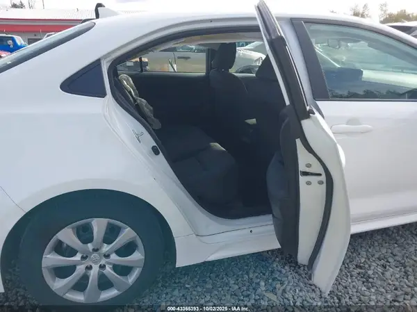 5YFB4MDE1PP048875 2023 TOYOTA COROLLA - Image 8