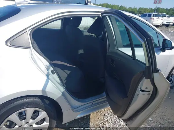 5YFB4MDE1PP071475 2023 TOYOTA COROLLA - Image 8