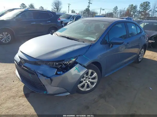 5YFB4MDE1PP077244 2023 TOYOTA COROLLA - Image 2