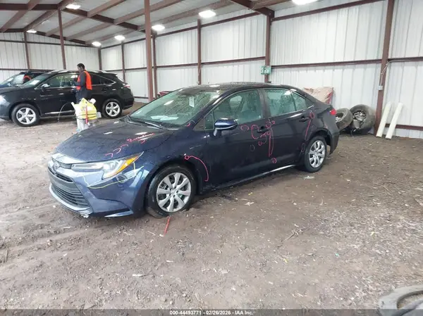 5YFB4MDE1RP081927 2024 TOYOTA COROLLA - Image 2