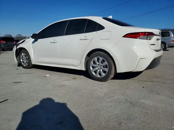 5YFB4MDE1RP091535 2024 TOYOTA COROLLA - Image 2