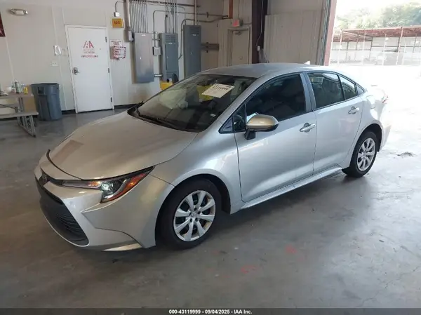 5YFB4MDE1RP107958 2024 TOYOTA COROLLA - Image 2