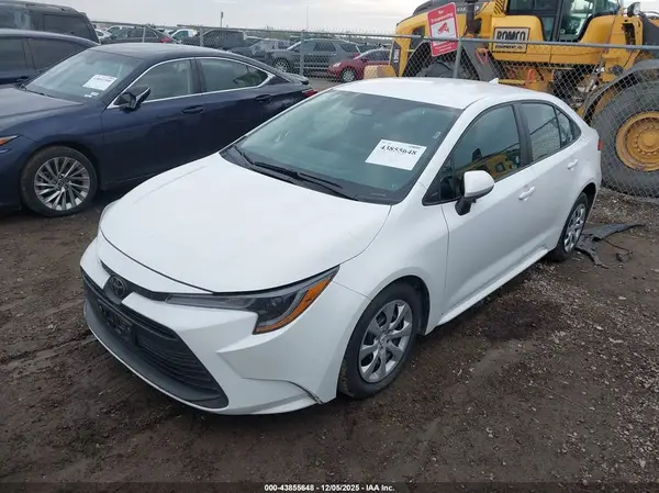 5YFB4MDE1RP126980 2024 TOYOTA COROLLA - Image 2