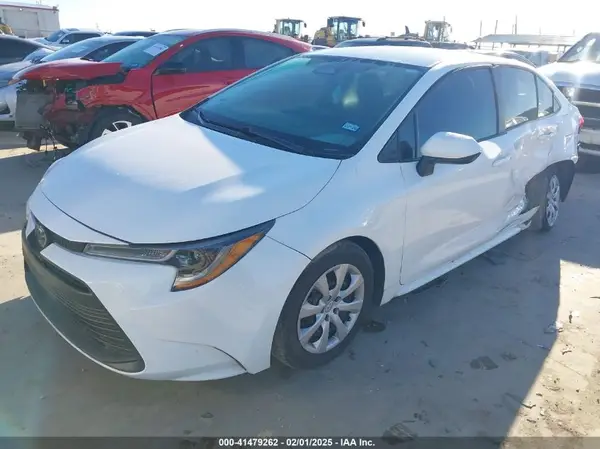 5YFB4MDE1RP136683 2024 TOYOTA COROLLA - Image 2