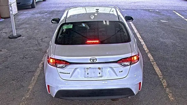 5YFB4MDE1RP137025 2024 TOYOTA COROLLA - Image 2