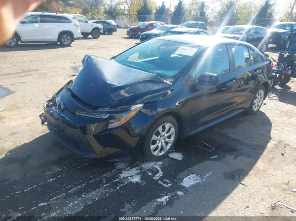 5YFB4MDE1RP137137 2024 TOYOTA COROLLA - Image 2