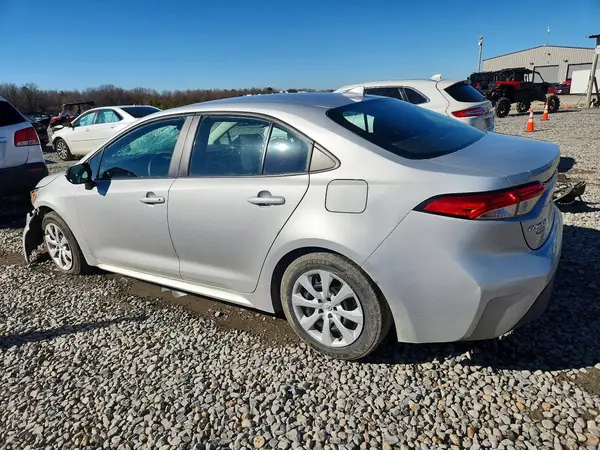5YFB4MDE1RP137610 2024 TOYOTA COROLLA - Image 2
