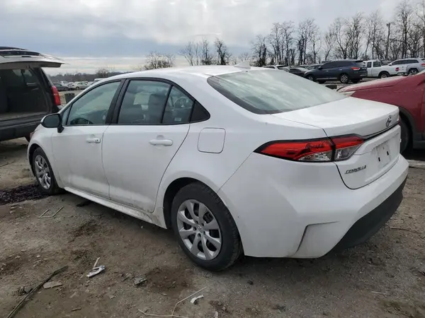 5YFB4MDE1RP138255 2024 TOYOTA COROLLA - Image 2