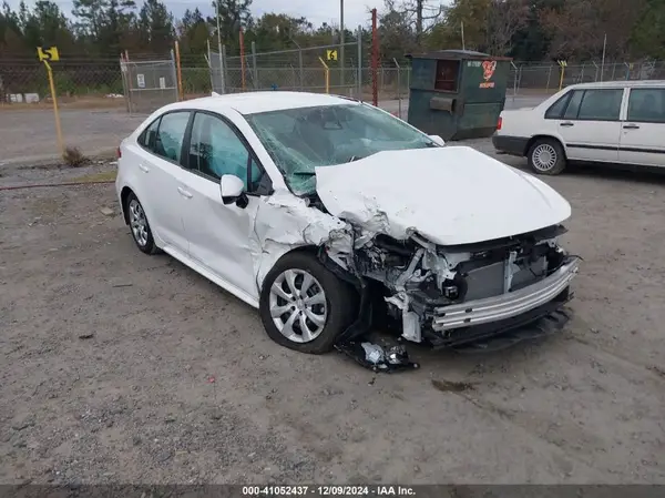 5YFB4MDE1RP140278 2024 TOYOTA COROLLA - Image 1