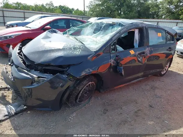 5YFB4MDE1RP149000 2024 TOYOTA COROLLA - Image 2