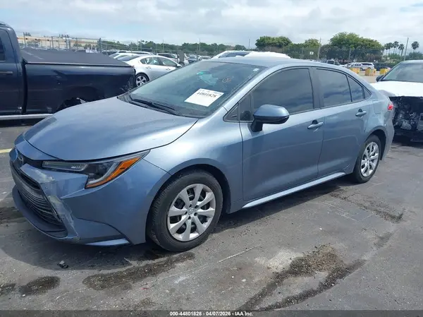 5YFB4MDE1RP160790 2024 TOYOTA COROLLA - Image 2