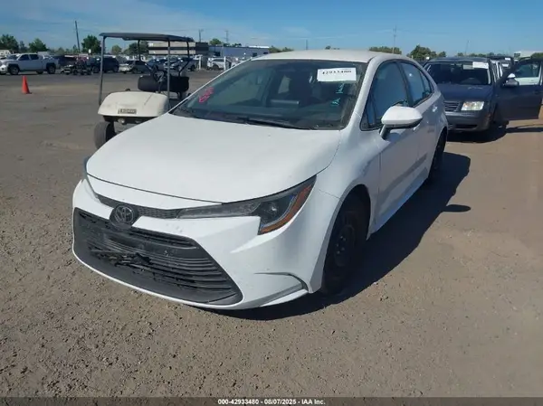 5YFB4MDE1RP162152 2024 TOYOTA COROLLA - Image 2