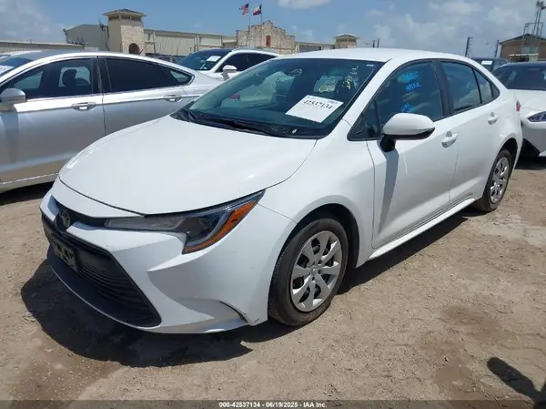 5YFB4MDE1RP166217 2024 TOYOTA COROLLA - Image 2