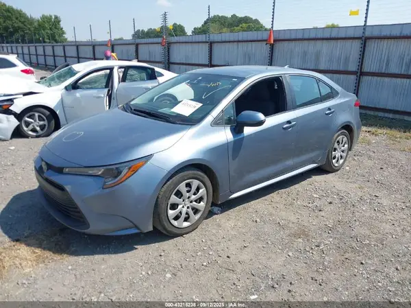 5YFB4MDE1RP166962 2024 TOYOTA COROLLA - Image 2